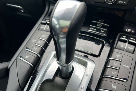 Porsche Cayenne 3.0 TD V6 SUV 5dr Diesel TiptronicS 4WD Euro 6 (s/s) (262 ps) 39