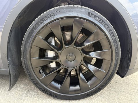 Tesla Model Y (Dual Motor) Long Range SUV 5dr Electric Auto 4WDE (384 bhp) 14