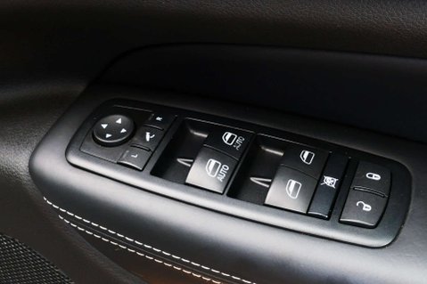 Jeep Grand Cherokee 3.0 Grand Cherokee Overland CRD Auto 4WD 5dr 36