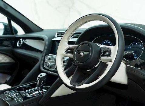 Bentley Bentayga V8 First Edition 9