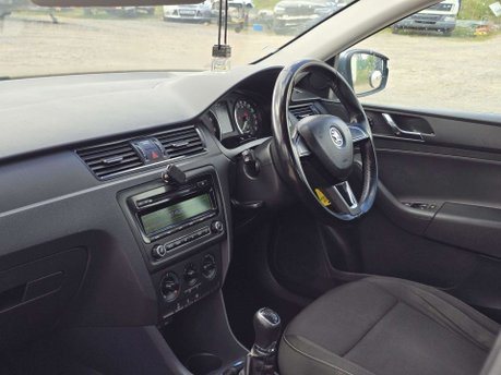 Skoda Rapid 1.2 TSI SE Hatchback 5dr Petrol Manual Euro 5 (86 ps) 22