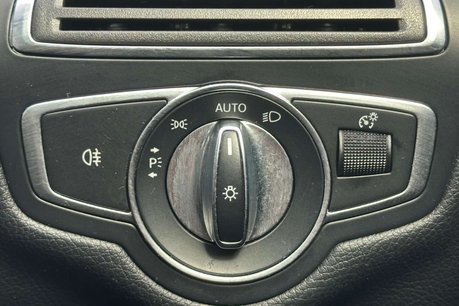 Mercedes-Benz C Class 2.1 C250d AMG Line (Premium Plus) Coupe 2dr Diesel G-Tronic+ Euro 6 (s/s) ( 35