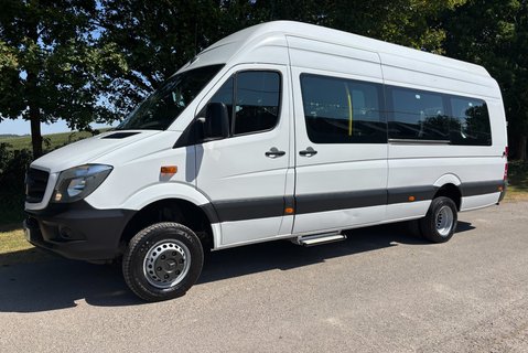 Mercedes-Benz Sprinter 519 4x4 14 Str Minibus with Air Con - Ex MOD 1