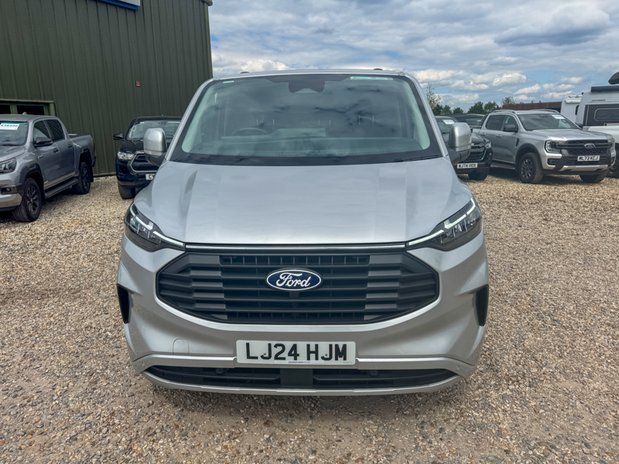 Ford Transit Custom LWB L2H1 Low Roof Limited 300 Air Con Alloys Camera Sensors EURO 6 3