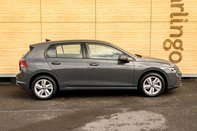 Volkswagen Golf LIFE TSI 8