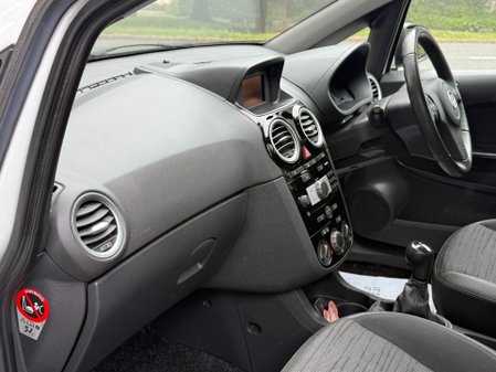 Vauxhall Corsa EXCITE AC 41