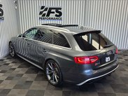 Audi RS4 4.2 FSI V8 Estate 5dr Petrol S Tronic quattro Euro 5 (450 ps) 46