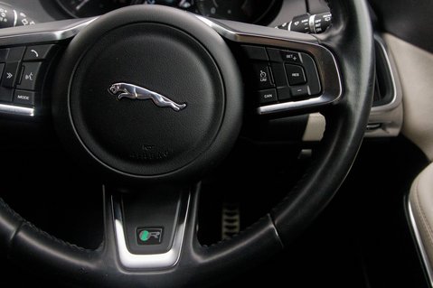 Jaguar E-Pace R-DYNAMIC S 20