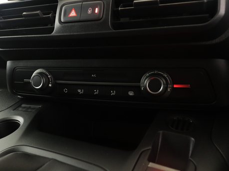 Peugeot Partner Standard 650 1.5 BlueHDi 100 Professional Premium Van 15