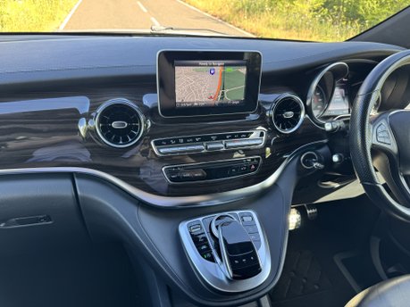 Mercedes-Benz V Class V220 D Sport Auto Diesel 8 Seater EX-LWB/SAT NAV/FULL LEATHER/VAT Q 9