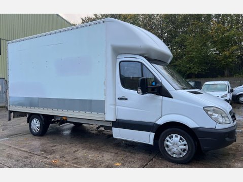Mercedes-Benz Sprinter 2.1 311 CDI Luton 3dr Diesel Manual RWD L3 (109 bhp) 5