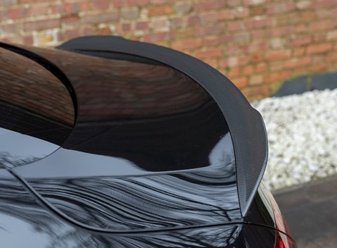 Mercedes-Benz C63 S Premium Plus 29