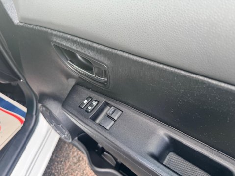 Toyota Yaris 1.33 Dual VVT-i TR Euro 5 5dr 35