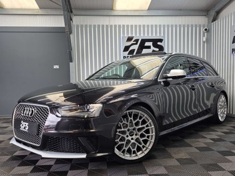 Audi RS4 4.2 FSI V8 Estate 5dr Petrol S Tronic quattro Euro 5 (450 ps) 3