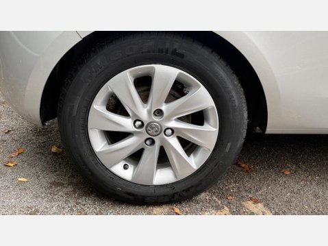 Vauxhall Corsa DESIGN 8