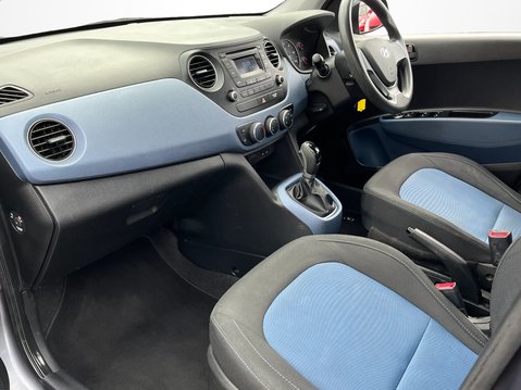 Hyundai i10 1.2 SE 5dr Auto 2