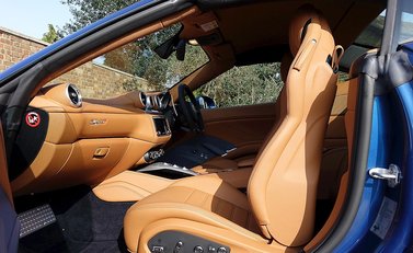 Ferrari California T 24