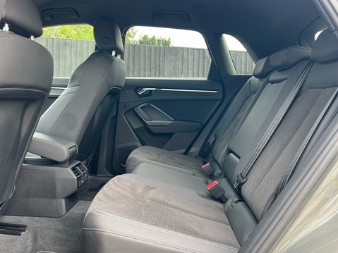 Audi Q3 TFSI QUATTRO S LINE 9