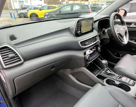 Hyundai TUCSON 1.6 Tucson Premium SE48v MHEV CRDi 2WD Semi-Auto 5dr 17