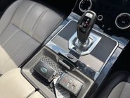 Land Rover Range Rover Evoque 2.0 P200 MHEV R-Dynamic SE SUV 5dr Petrol Auto 4WD Euro 6 (s/s) (200 ps) 29