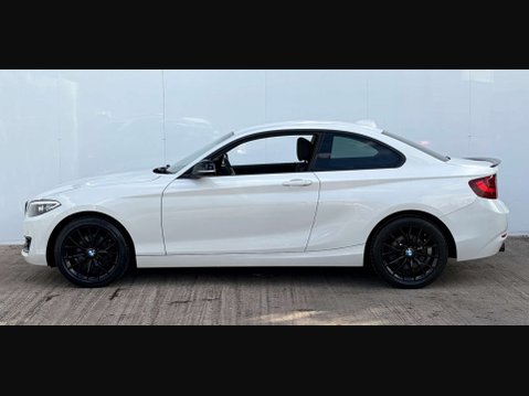 BMW 2 Series 2.0 220i Sport 2dr 48