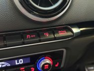Audi RS3 2.5 TFSI Sportback 5dr Petrol S Tronic quattro Euro 6 (s/s) (Nav) (367 ps) 53