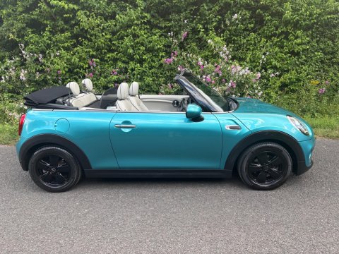 Mini Convertible COOPER 6
