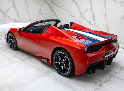 Ferrari 458 Speciale Aperta 11