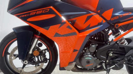 KTM RC 390 2024 1K VERY CLEAN A2 READY SPORTS BIKE 390CC 32