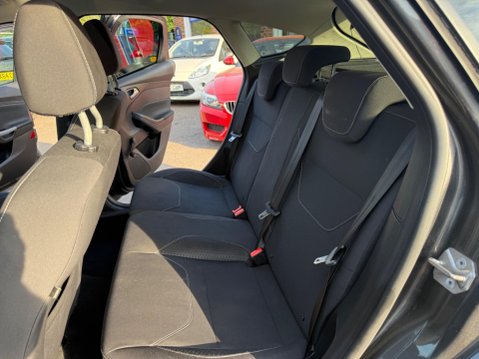 Ford Focus 1.0T EcoBoost Zetec Euro 6 (s/s) 5dr 15