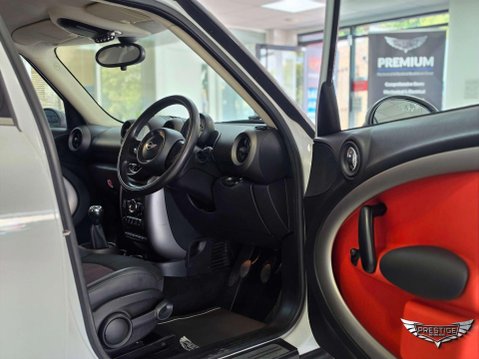 Mini Countryman 1.6 One SUV 5dr Petrol Manual Euro 5 (s/s) (98 ps) 45