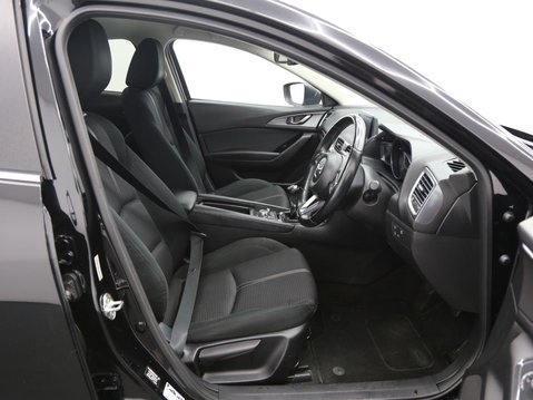 Mazda 3 2.0 SKYACTIV-G Sport Nav Fastback Euro 6 (s/s) 4dr 19