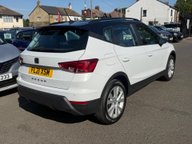 SEAT Arona TSI SE TECHNOLOGY 9