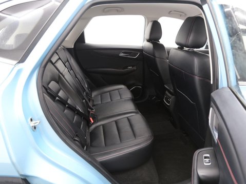 MG HS 1.5 T-GDI 16.6kWh Excite Auto Euro 6 (s/s) 5dr 22