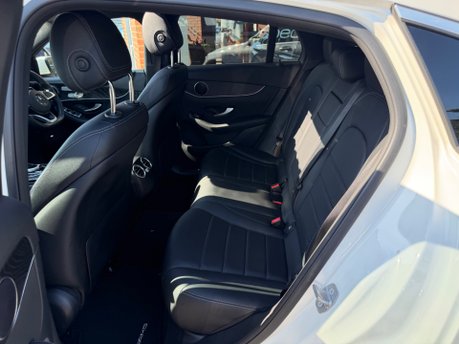 Mercedes-Benz GLC GLC 250 4MATIC AMG LINE PREMIUM 40