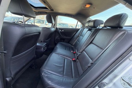 Honda Accord 2.2 i-DTEC EX Saloon 4dr Diesel Auto Euro 5 (150 ps) 28