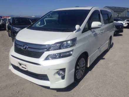 Toyota Vellfire G Edition V6 Sunroof