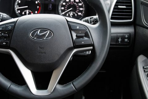 Hyundai TUCSON GDI S CONNECT 19