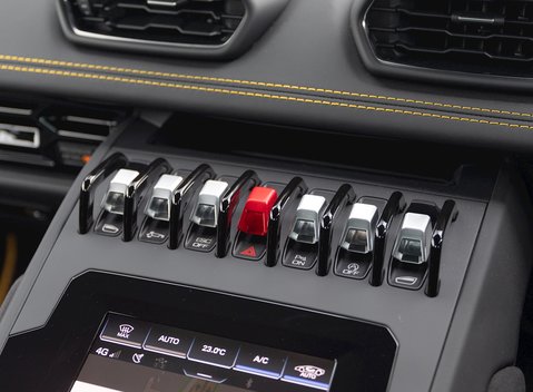 Lamborghini Huracan LP610-2 EVO RWD 16