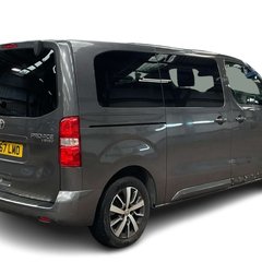 Toyota Proace Verso 2.0D Family Medium MPV 5dr Diesel Auto MWB Euro 6 (s/s) (8 Seat) (180 ps) 2