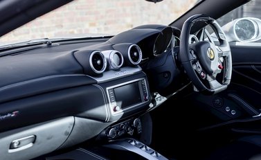 Ferrari California T 17