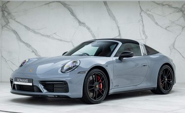 Porsche 911 Targa 4 GTS (992) 2