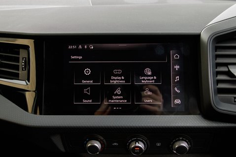 Audi A1 SPORTBACK TFSI TECHNIK 28