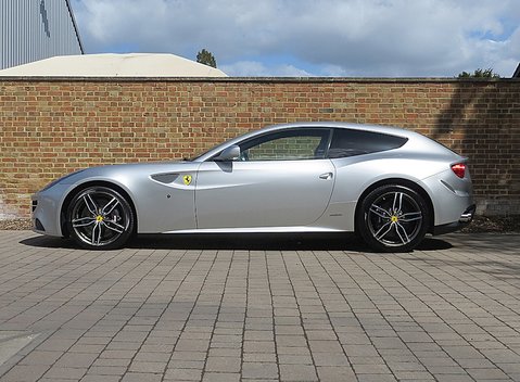 Ferrari FF 4