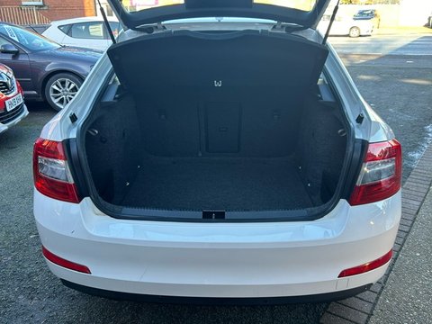 Skoda Octavia ELEGANCE TSI 8