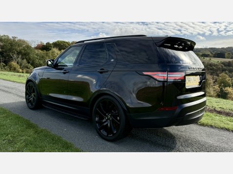 Land Rover Discovery SDV6 HSE LUXURY 3