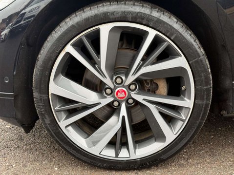 Jaguar I-Pace 400 90kWh SE Auto 4WD 5dr 41