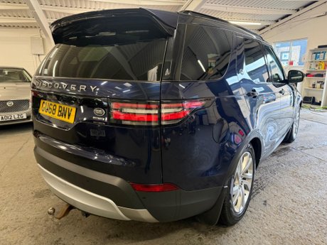 Land Rover Discovery 3.0 TD V6 HSE Auto 4WD Euro 6 (s/s) 5dr 8