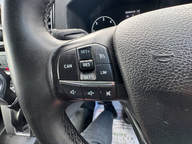 Ford Transit Custom AUTO SWB [SOLD KH] L1H1 Limited 320 Air Con Alloys Camera Sensors SELECT 17
