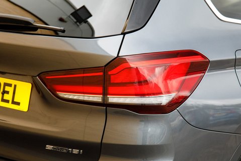 BMW X1 SDRIVE18I XLINE 9